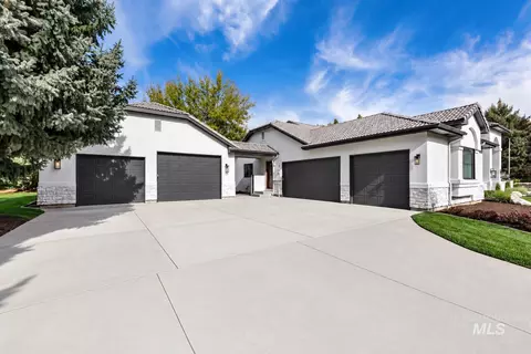 Exterior - 1152 W Newfield Dr, Eagle, ID 83616 photo 7 of 12