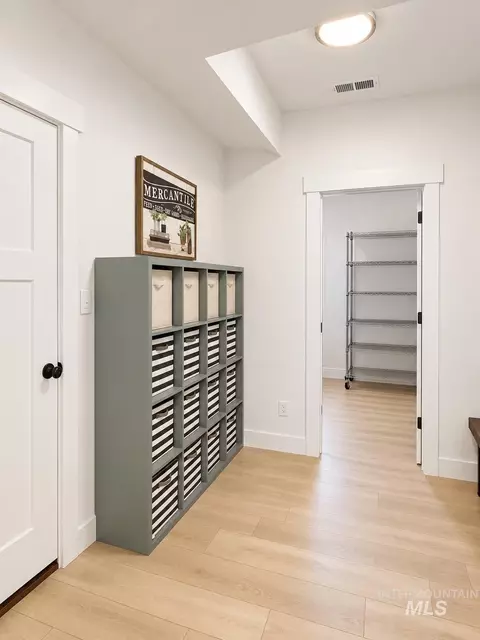 Entry Way - 567 S Canyon Dr, Franklin, ID 83237 photo 2 of 2