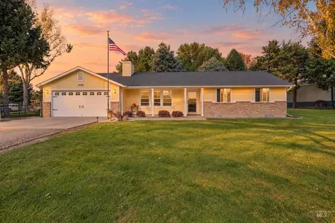 24478 Sweetwater Rd, Wilder, ID 83676