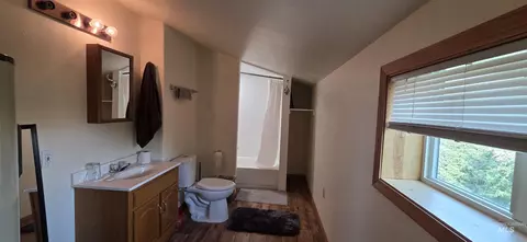 Bath - 802 Evans Rd, Clarkston, WA 99403 photo 1 of 1
