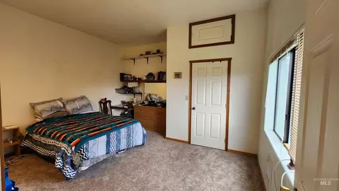 Bedroom - 802 Evans Rd, Clarkston, WA 99403 photo 3 of 3