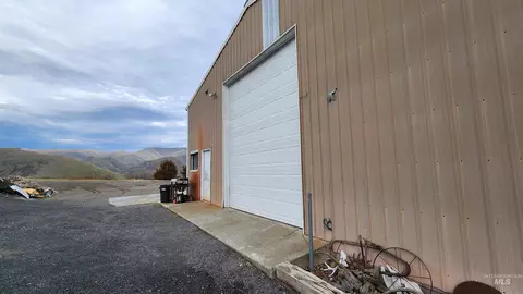Exterior - 802 Evans Rd, Clarkston, WA 99403 photo 6 of 12