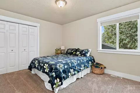 Bedroom - 1550 N Tadpole, Eagle, ID 83616 photo 6 of 8