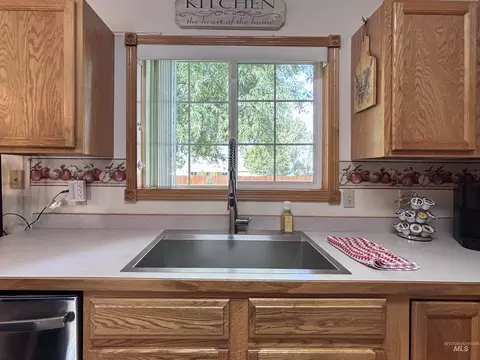 2731 E Northview Dr, Hagerman, ID 83332 photo 5