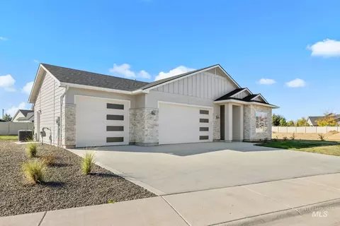 Exterior - 741 E Bouquet Ct, Kuna, ID 83634 photo 2 of 7