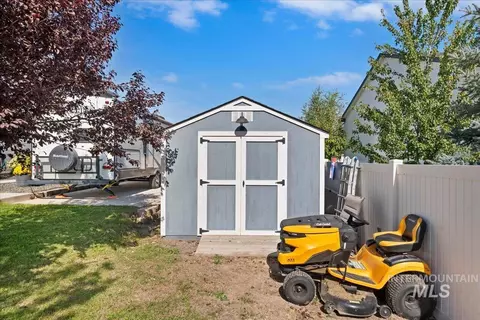 Exterior - 291 Explorer St, Middleton, ID 83644 photo 11 of 14