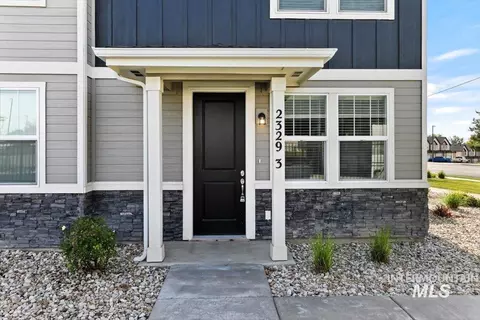 2329 E Spice Loop #3, Nampa, ID 83687