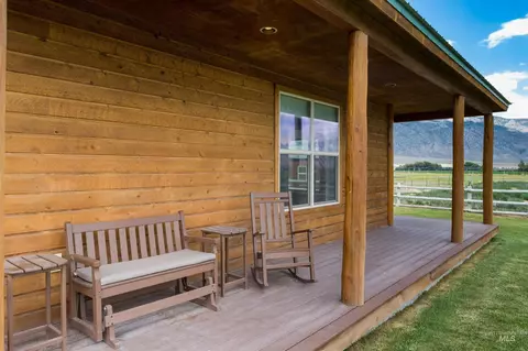 Exterior - 181 Crows Nest Loop Rd, Mackay, ID 83251 photo 1 of 7