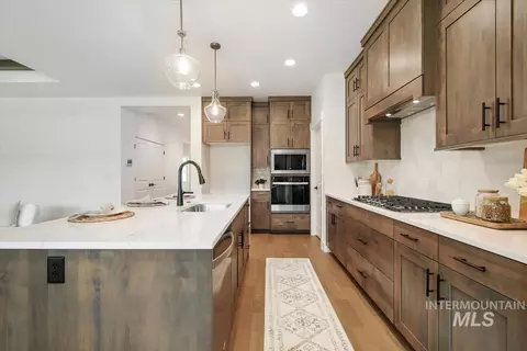 Kitchen - 6304 E One Tree Pl, Eagle, ID 83629 photo 4 of 6