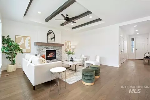 Living - 6304 E One Tree Pl, Eagle, ID 83629 photo 1 of 1