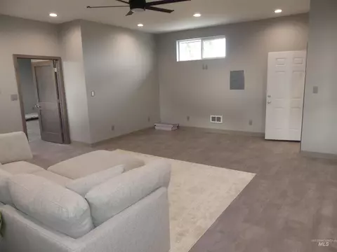 Living - 47 Camas Rd, Weippe, ID 83553 photo 6 of 6