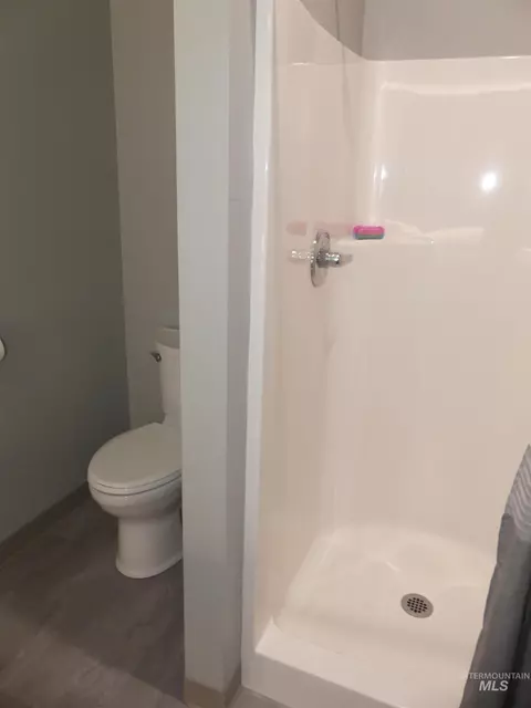 Bath - 47 Camas Rd, Weippe, ID 83553 photo 2 of 3