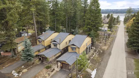 Exterior - 1414 Dawson Ave, Mccall, ID 83638 photo 3 of 11