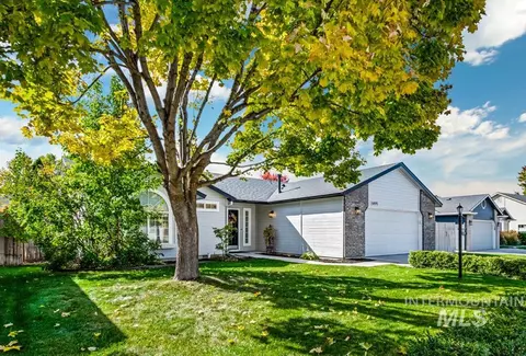 8499 W Shooting Star Dr, Boise, ID 83709