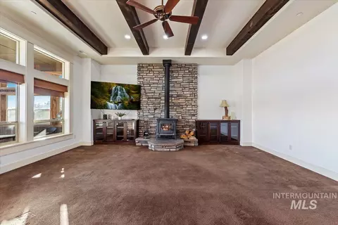 Living - 7521 N Grand Rdg, Eagle, ID 83616 photo 2 of 4