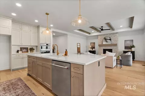 Kitchen - 6640 W Sollas Dr, Eagle, ID 83616 photo 3 of 5