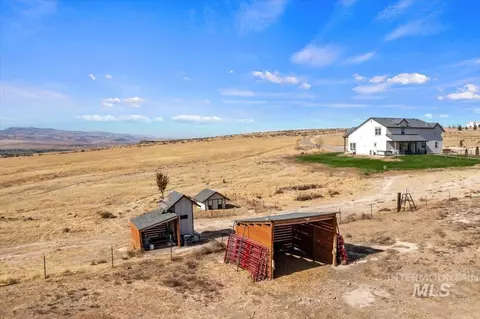 Exterior - 374 Desert Bluff Ln, Melba, ID 83641 photo 10 of 10