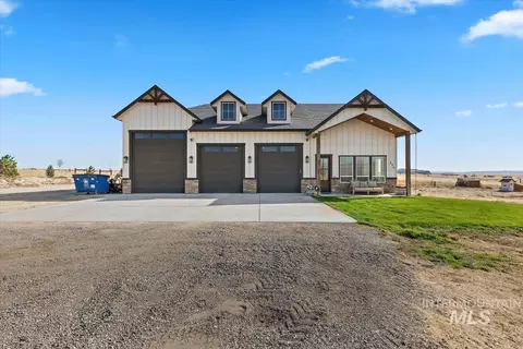 Exterior - 374 Desert Bluff Ln, Melba, ID 83641 photo 3 of 10
