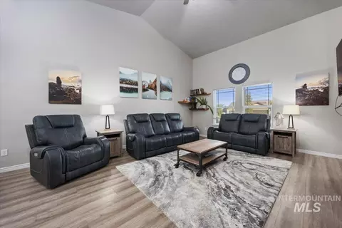 Living - 947 Trinity Rd, Jerome, ID 83338 photo 1 of 1