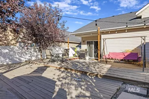 Exterior - 947 Trinity Rd, Jerome, ID 83338 photo 6 of 8