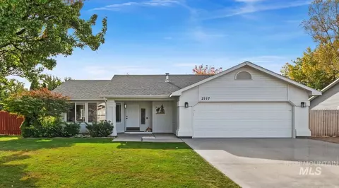 2117 E Olympic Ave, Nampa, ID 83686