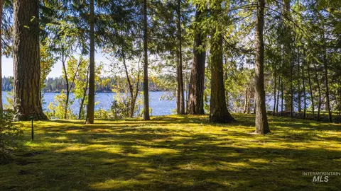 2249 Edgemere Ln, Mccall, ID 83638 photo 7