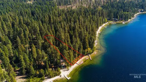 2249 Edgemere Ln, Mccall, ID 83638 photo 2