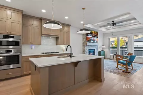 Kitchen - 6538 E Lucy Dr, Eagle, ID 83629 photo 4 of 4