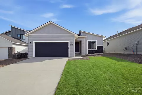 2430 W Tar Sands Dr, Kuna, ID 83634