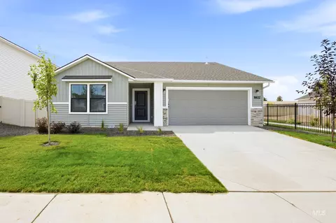 2402 W Tar Sands Dr, Kuna, ID 83634