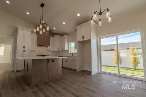 Other - 2015 Trae St, Jerome, ID 83338 photo 4 of 18