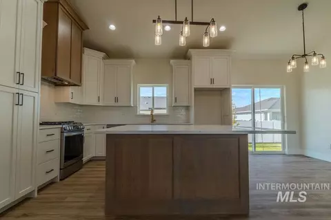 Other - 2015 Trae St, Jerome, ID 83338 photo 5 of 18