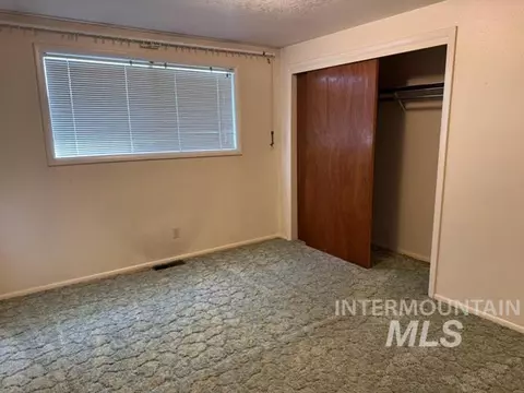 Bedroom - 607 N 5th St, Nyssa, OR 97913 photo 1 of 1