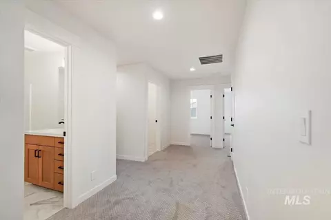 Entry Way - 7108 W Amazon Dr, Eagle, ID 83616 photo 1 of 3