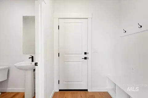 Entry Way - 7108 W Amazon Dr, Eagle, ID 83616 photo 3 of 3