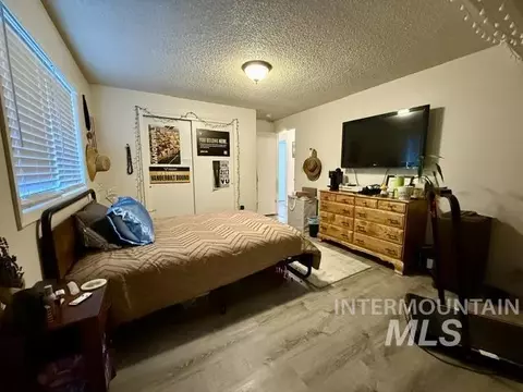 Bedroom - 1250 W 9th St, Weiser, ID 83672 photo 2 of 5