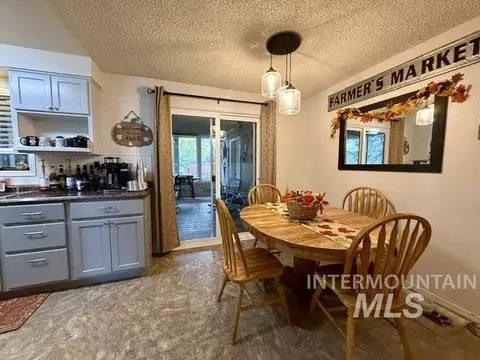 Dining - 1250 W 9th St, Weiser, ID 83672 photo 2 of 3