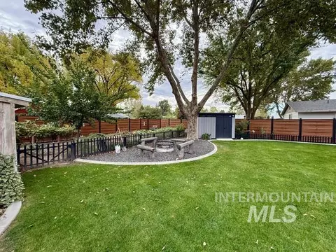Exterior - 1250 W 9th St, Weiser, ID 83672 photo 6 of 18