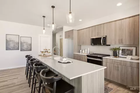 Kitchen - 4308 E Rincon Dr, Meridian, ID 83642 photo 1 of 6