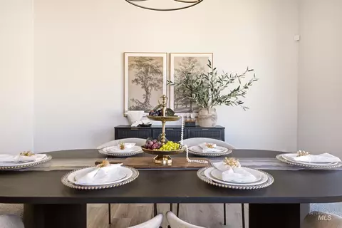 Dining - 4308 E Rincon Dr, Meridian, ID 83642 photo 3 of 3