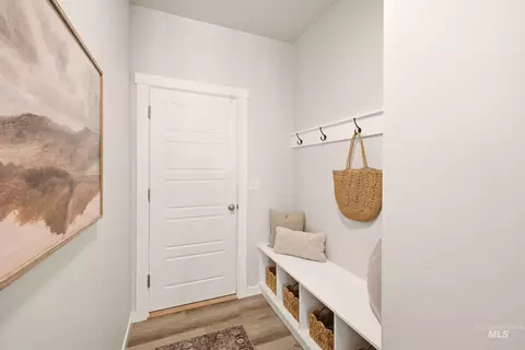 Entry Way - 4308 E Rincon Dr, Meridian, ID 83642 photo 4 of 4