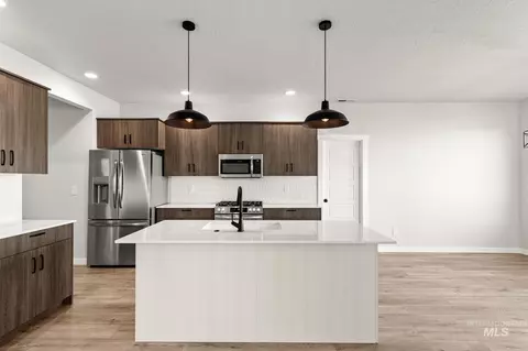 Kitchen - 5342 W Evita Ct, Eagle, ID 83616 photo 1 of 5