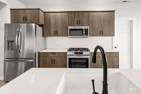 Kitchen - 5342 W Evita Ct, Eagle, ID 83616 photo 3 of 5