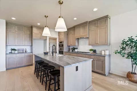 Kitchen - 6383 W Carnock Dr, Eagle, ID 83616 photo 3 of 4