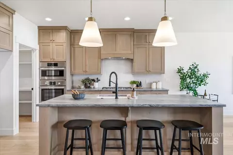 Kitchen - 6383 W Carnock Dr, Eagle, ID 83616 photo 2 of 4