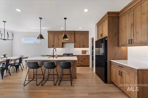 Kitchen - 7933 E Apple Tree Lp, Nampa, ID 83687 photo 1 of 4