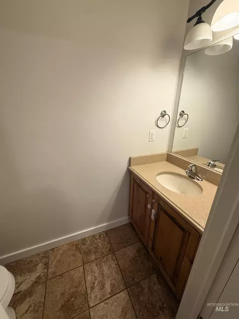Bath - 214 S 125 E #4, Franklin, ID 83237 photo 1 of 3