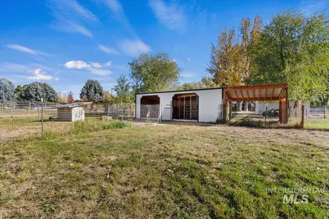 Exterior - 355 E Beacon Light Rd, Eagle, ID 83616 photo 5 of 13