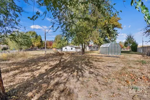 Exterior - 355 E Beacon Light Rd, Eagle, ID 83616 photo 7 of 13