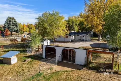 Exterior - 355 E Beacon Light Rd, Eagle, ID 83616 photo 13 of 13